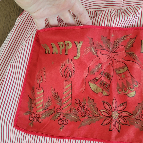 Happy Holidays Vintage Half Apron - Picture 4 of 12